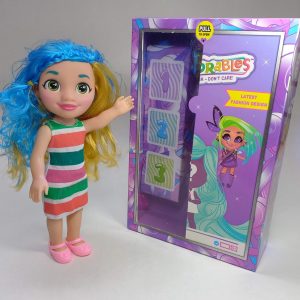 HairDorables Luz y Musica 3 Sorpresas 30 cm